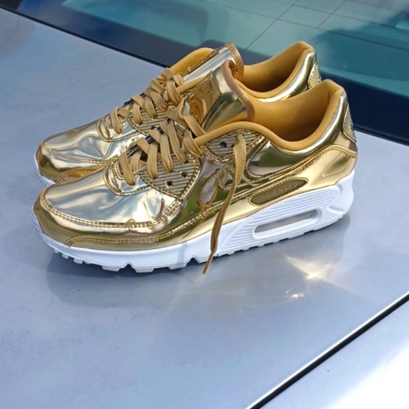 Nike Other - Nike Air Max 90 SPECIAL edition